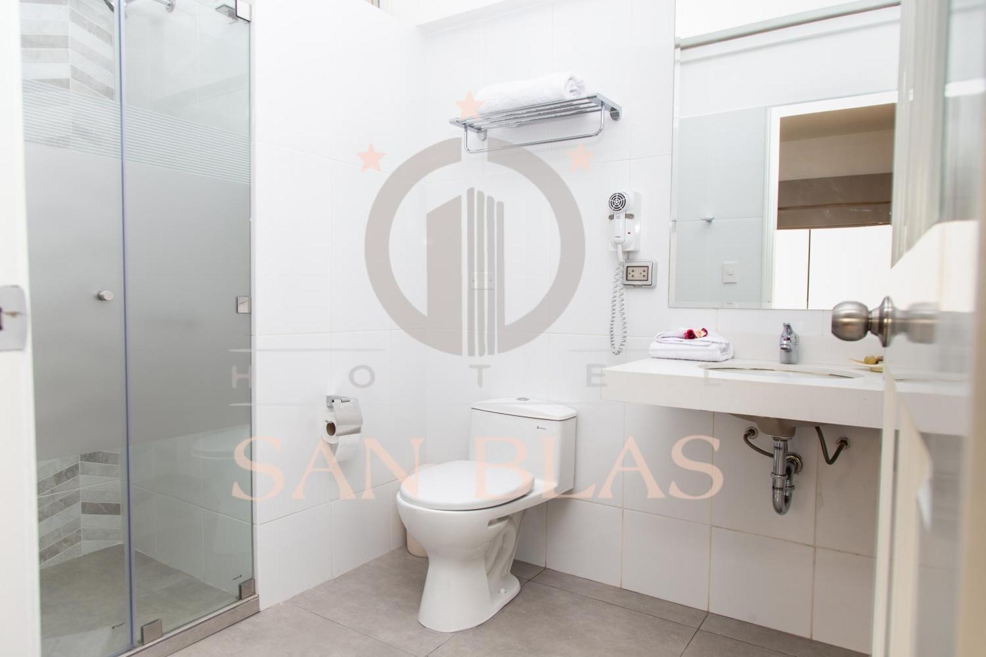 Hotel San Blas Lima Bagian luar foto